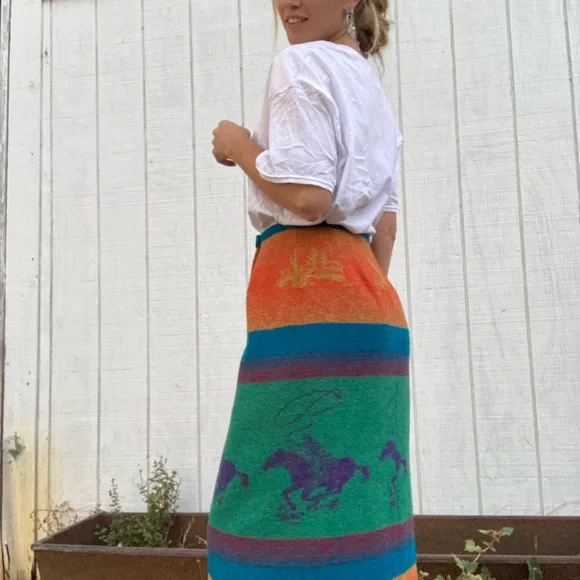 ISO Vintage Cowboy Skirt - Picture 2 of 2